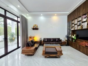 nhà vườn quảng thắng