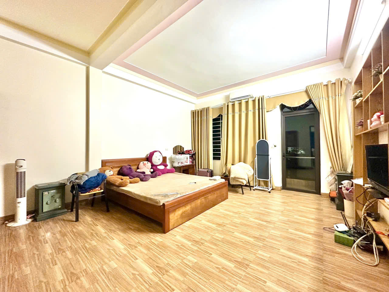 z7186927370681_650069217587ede2631a546611fd4d1f